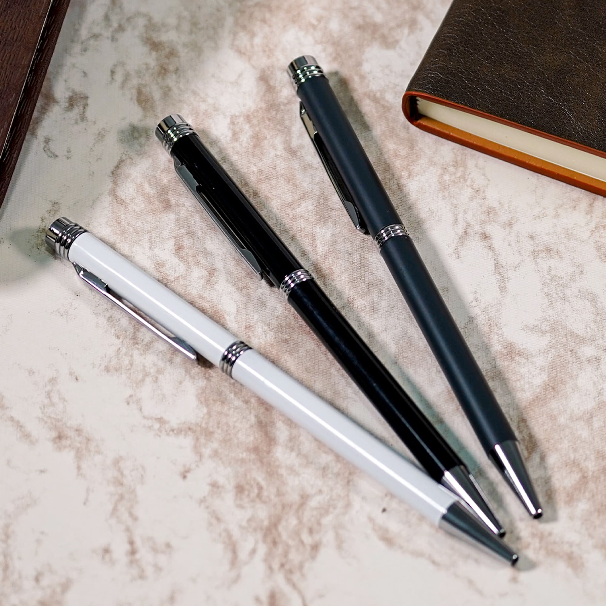 ELIOT personalizable con logo